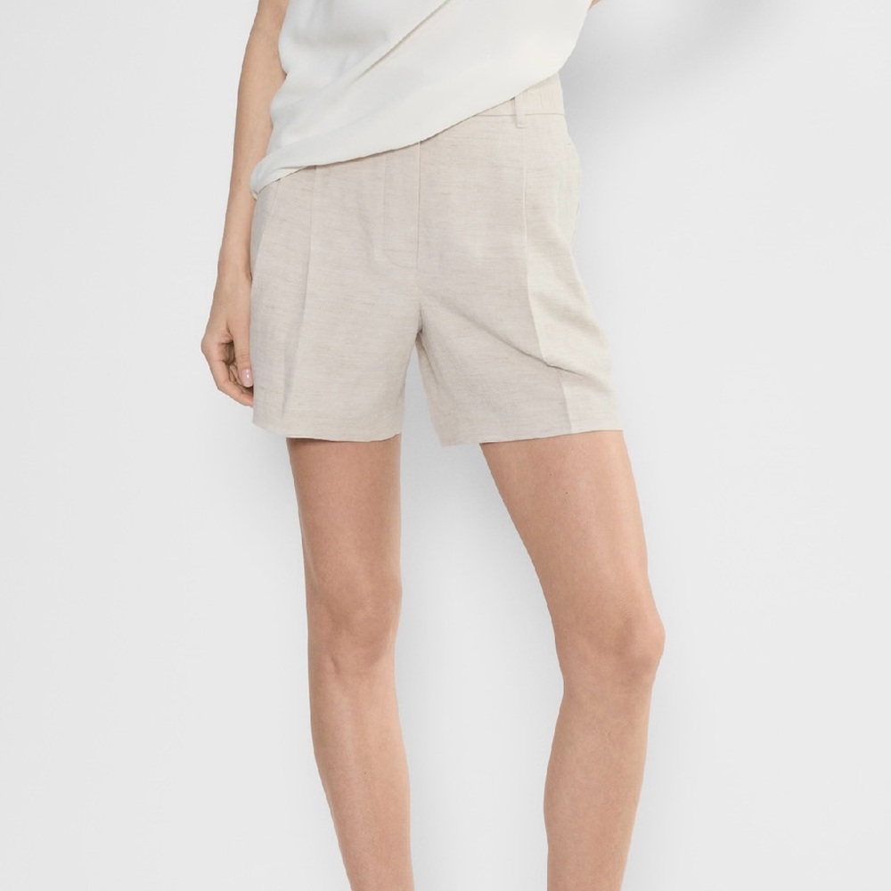 NWT | Wilfred | Aritizia Effortless Short 5” Inseam | Linen